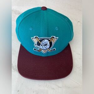 47 Brand flat brimmed Anaheim ducks, mighty ducks Teal and Maroon NHL, SnapBack